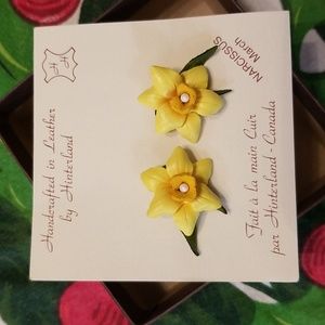 Leather daffodil earrings